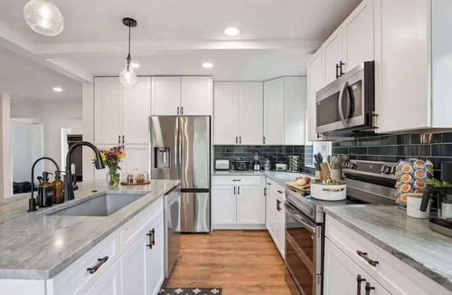 Boulder House | 15 min to Pearl St in Boulder! Rope Course, Hot Tub & Views