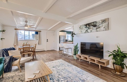 Eiber Apartment | 15 Minutes to Red Rocks|WFH Set-Up |Remodeled Apt