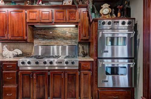 Edmond Other | 1908 Victorian Farmhouse Unit A