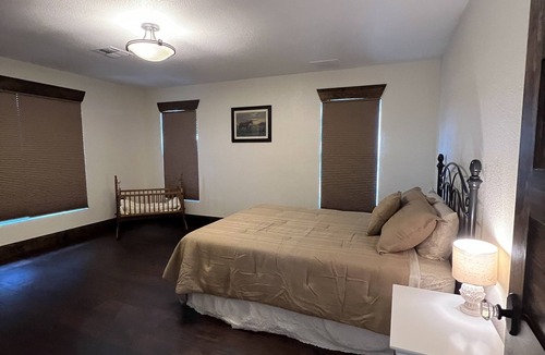 Wichita Falls House | 1920s Farmhouse