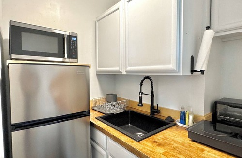 Central Oklahoma City Apartment | 1BR built for OKC relocations and transitions — settle in for a month or more #37A