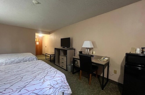 Marysville Hotel | 2 Accommocations | Free Self Parking | Doorstep to Marysville Country