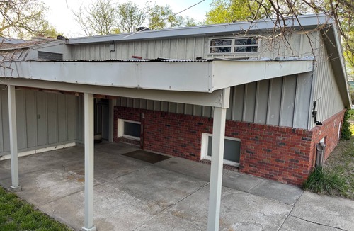 Valentine House | 2-Bdrm "Bunker House" in Valentine