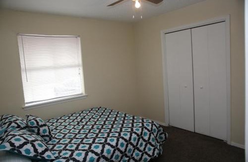 Lawton Apartment | 2 bed/1 bath next to Ft. Sill