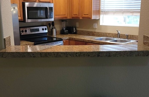 Highlands Ranch Condo | 2-bedroom condo in fantastic Highlands Ranch with Garage