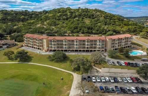 Boerne Condo | 2 BR 2 BTH Tapatio Springs Golf Resort Condominium for Rent!