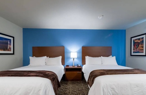 Cheyenne Hotel | 2 Budget-Friendly Rooms for Families w/Pets | Cheyenne Depot Museum - 1.4 mile