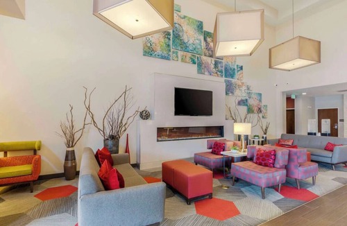 Loveland Hotel | 2 Classic Suites Close to Loveland Sports Park + Pool and Breakfast Included