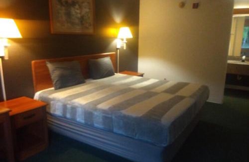 Livingston Apartment | 2 Double Beds Hotel Studio 124