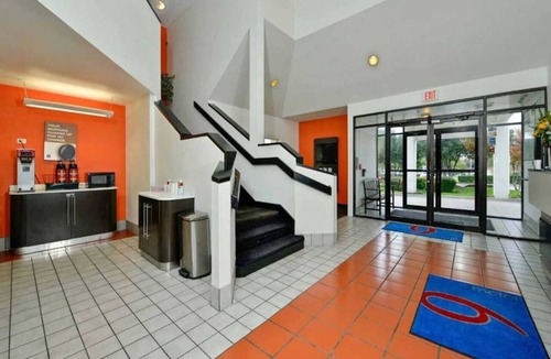 Plano Apartment | 2 Full Beds | Smoking