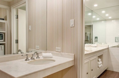 Cheyenne Hotel | 2 King | Little America | High Plains Oasis, Poolside + Golf Lifestyle | 2 Units