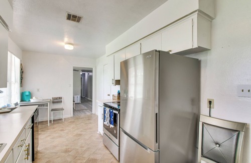 Lawton House | 2 Mi to Ft Sill: Home w/Fenced Yard, Near Walmart