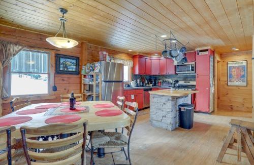 Casper Mountain House | 2 Mi to Skiing: Casper Cabin w/Mtn Views!