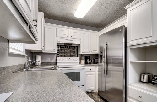 Lubbock House | 2 Mi to Texas Tech: Pet-Friendly Home, Fenced Yard