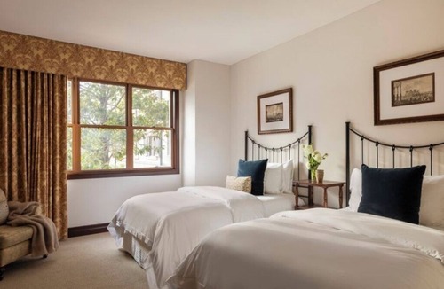 Uptown Hotel | 2 Premier Suite Two Beds | Hotel Granduca | European-Inspired Suite