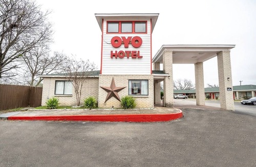 San Antonio Apartment | 2 Queen Bed | San Antonio
