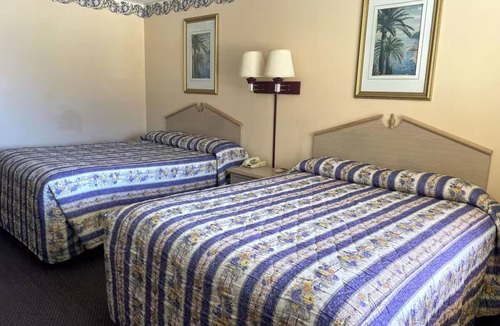 Seminole Hotel | 2 Rooms - Relax and Recharge in Affordable Comfort Off Hwy 62 w/Free Parking!