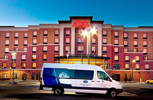 Gateway Hotel | 2-Star Hotel ∙ Hampton Inn & Suites Denver Airport / Gateway Park