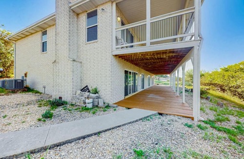 Kerrville House | 2-Story Home with Covered Patio, Balcony, Fireplace, Streaming, Great Views, W/D