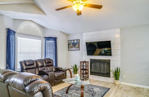 Biggs Field House | 20 Mi to Dtwn El Paso: Pet-Friendly Retreat!