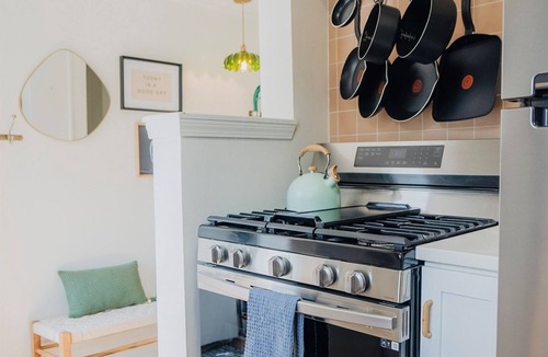 Rosedale House | 2B near downtown KC & KU med, fenced yard dogs ok