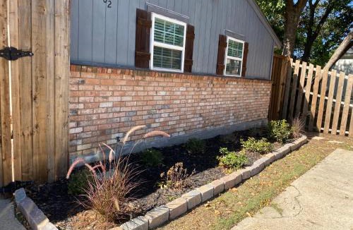 Central Arlington Villa | 2bd 1bth Newly Renovated Home near Cowboys Stadium etc