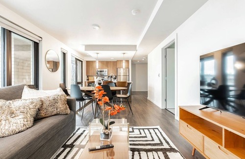 West Bellevue Apartment | 2BR | Gym, Lounge | Bellevue | Sophari Downtown C