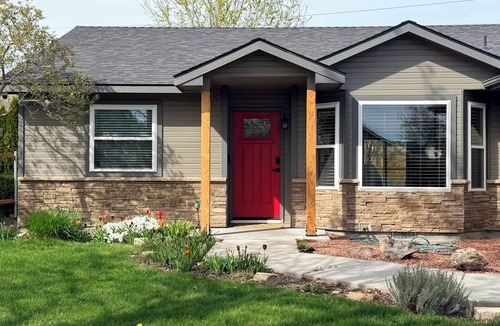 Northwest Boise City House | 3-bdrm house near Boise foothills w/great water pressure. Biker's Paradise!