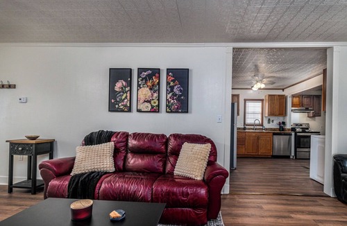 Borger House | 3-bedroom 2-bath house with WiFi and washer/dryer in Borger TX