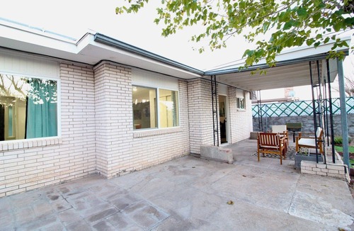 Biggs Field House | 3 bedroom 2 bath Magical home