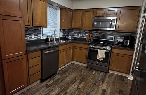 La Vista House | 3-bedroom 2 bathhouse in charming La Vista