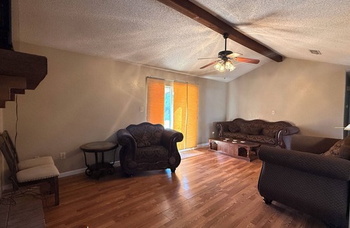 Abilene House | 3-bedroom house in adorable Abilene Close to Colosseum