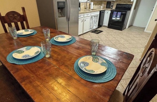 Abilene House | 3-bedroom house in gorgeous Abilene with cool AC breeze