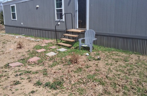 Mount Pleasant House | 3-bedroom mobile home in charming Mount Pleasant with AC.