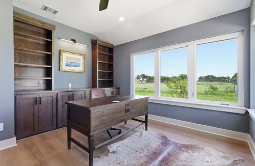 Rainbow House | 3-bedroom+office luxury home on the edge of GlenRose, TX. Private. Pickleball.