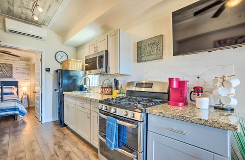 Willis Cabin | 3 Cabins on Lake Conroe: Fish, Swim & Explore!