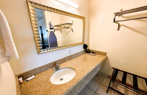 West San Antonio Hotel | 3 Great Value Room Stay Near Military Base and San Antonio Parks