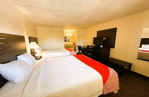 West San Antonio Hotel | 3 Great Value Room Stay Near Military Base and San Antonio Parks