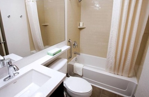Westchase House | 3 Lovely Units, Kitchen, Near Attractions, Pool
