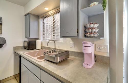 Northeast Heights House | 3 Mi to Uptown ABQ! Pet-Friendly Condo w/Patio