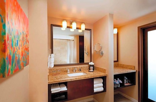 Uptown Hotel | 3-Star Hotel ∙ Sheraton Albuquerque Uptown
