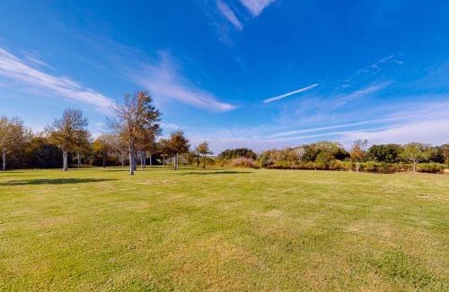 Texas Gulf Coast Region House | 30-Acre Danbury Retreat By the Bayou: BBQ & Views