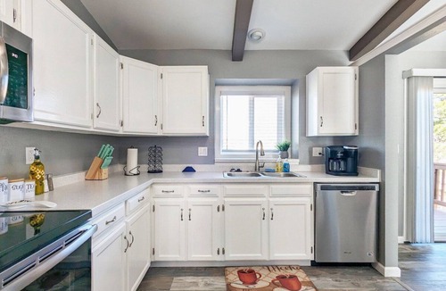 Briargate Cottage | 3330 Mirage