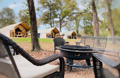 Prairie Lea Cabin | #35 Son's River Ranch - Glamping Cabin w/2 Queen Beds