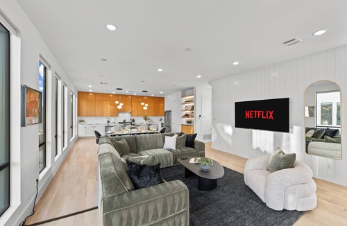 West Dallas House | 360 City Views+Pool, Hot tub, Sauna, Rooftop