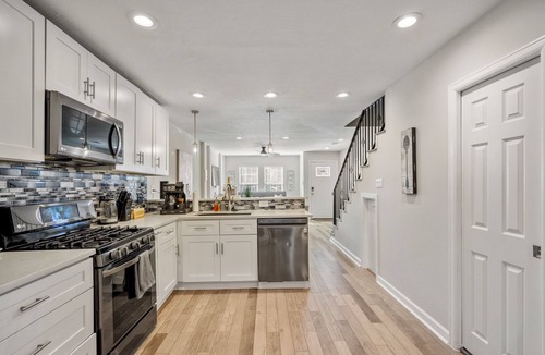 Washington Ave./ Memorial Park House | 3bed/3ba home- huge backyard - Mins from Downtown