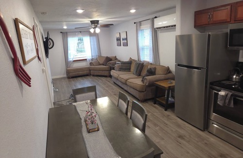 Emmett House | 3bed house in soothing Emmett with AC and heading in each room control separate