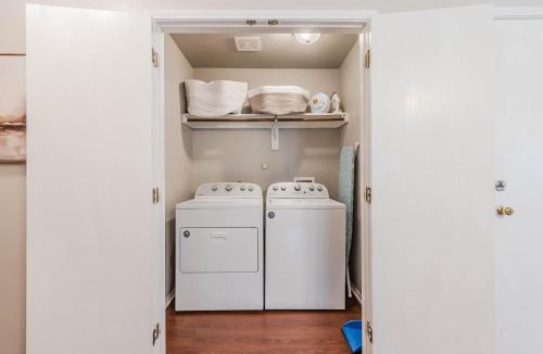 McKinney House | 3Bedroom 2Bathroom close to historic downtown fast wifi