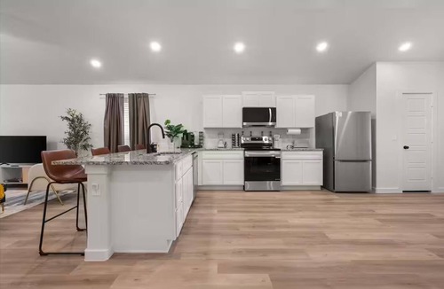 Lubbock House | 3BR Family Home by TTU - Sleeps 6 - Large Yard + Gym - Perfect for Families