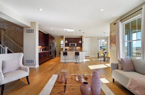 The Pinery House | 4,000 sqft. Pet-friendly ideal for families, consultants, relocation, insurance